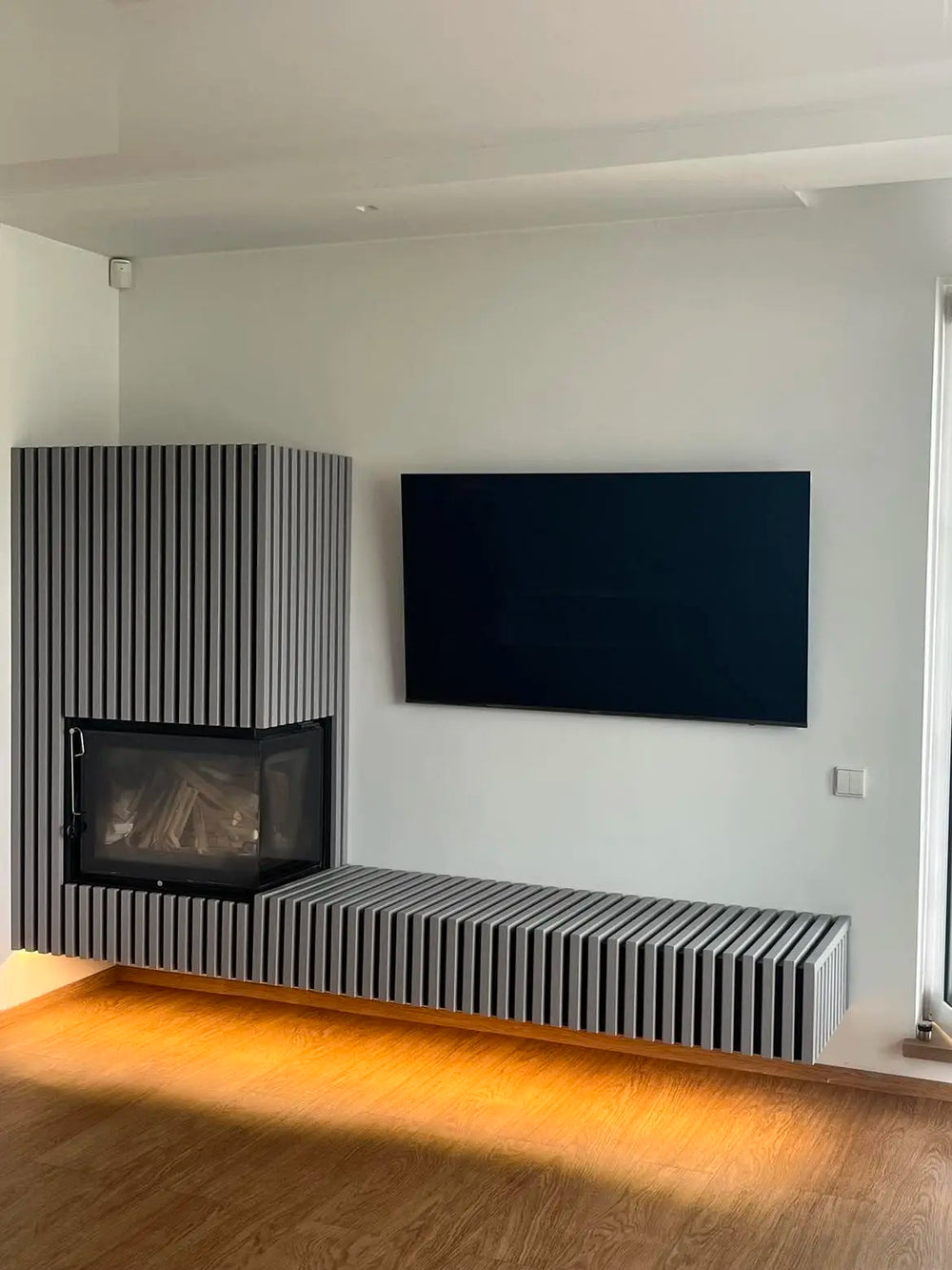 Zidinys su medzio masyvo taseliais is Partners In Timber