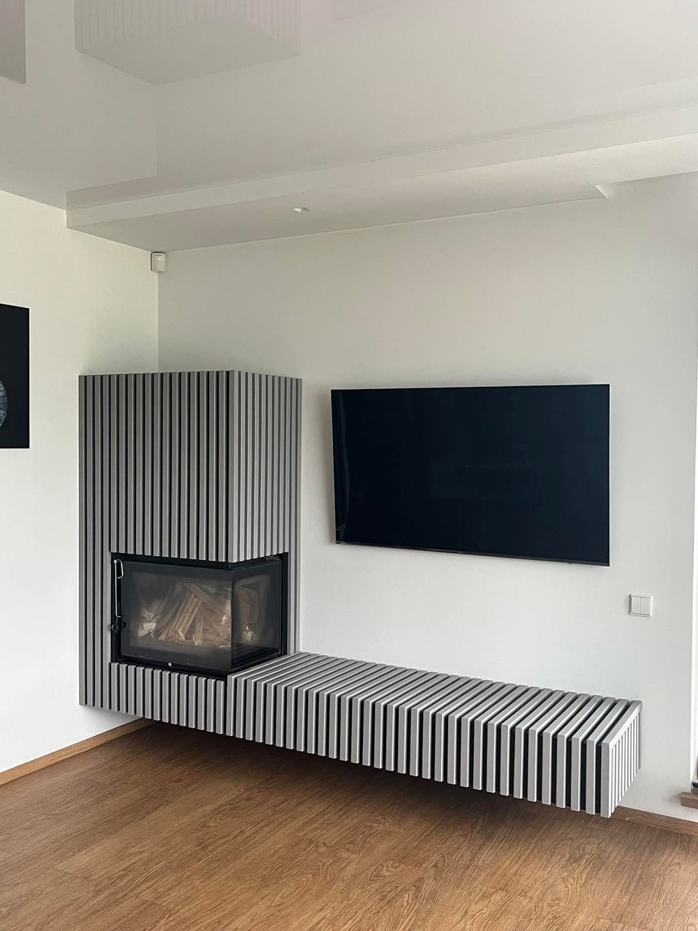 Zidinys su tikro medzio akustinemis plokstemis is Partners In Timber 1